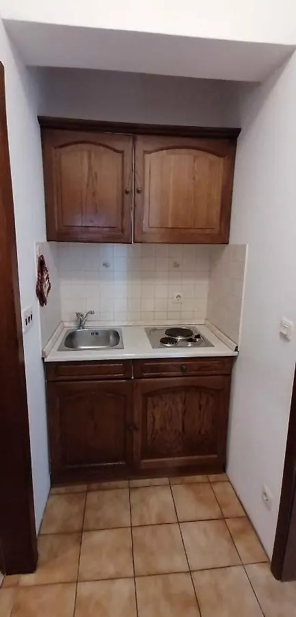 Apartments In Crikvenica 43359